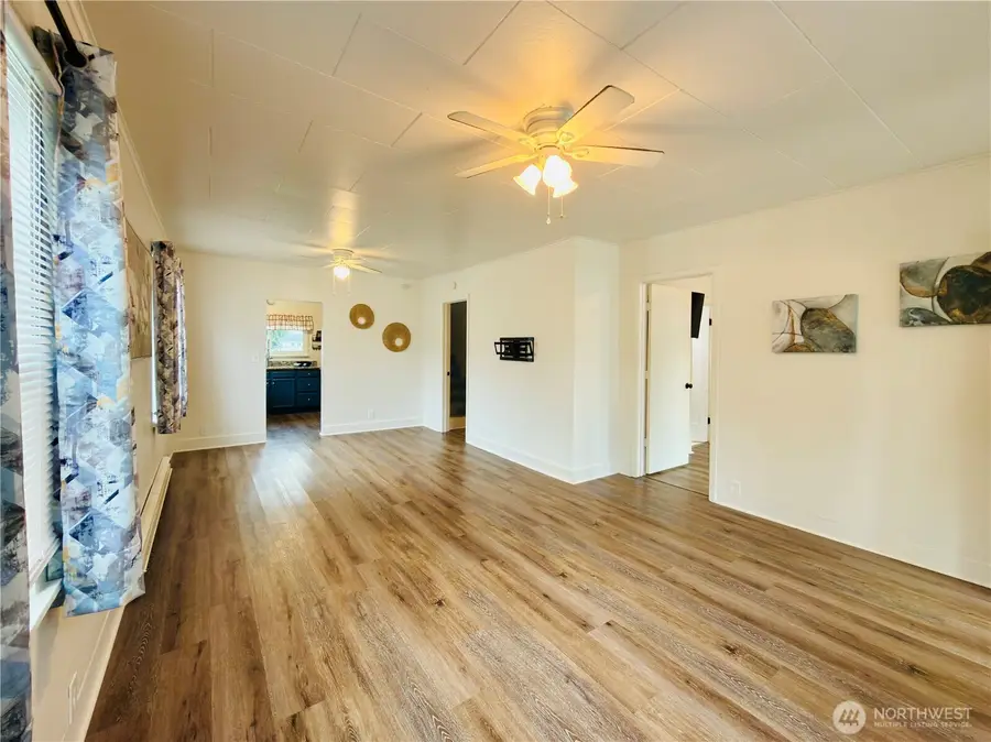 119 Williams Avenue, Kelso, WA 98626 - Image #2