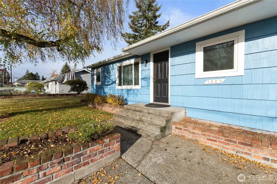 1307 S 80th St, Tacoma, WA 98408 - Image #3