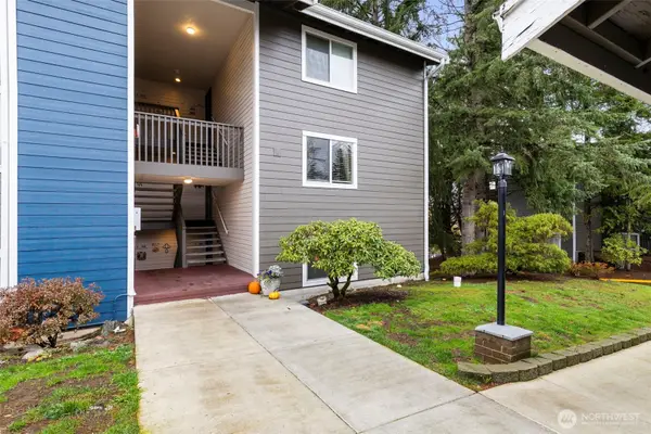 20161 Vikings Crest Loop Ne #5-106, Poulsbo, WA 98370