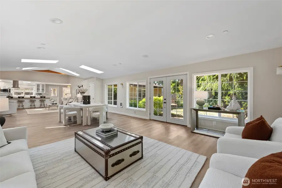 9223 128th Avenue Ne, Kirkland, WA 98033 - Image #3