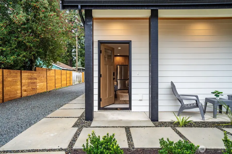 12531 25th Avenue Ne #Unit C, Seattle, WA 98125 - Image #3