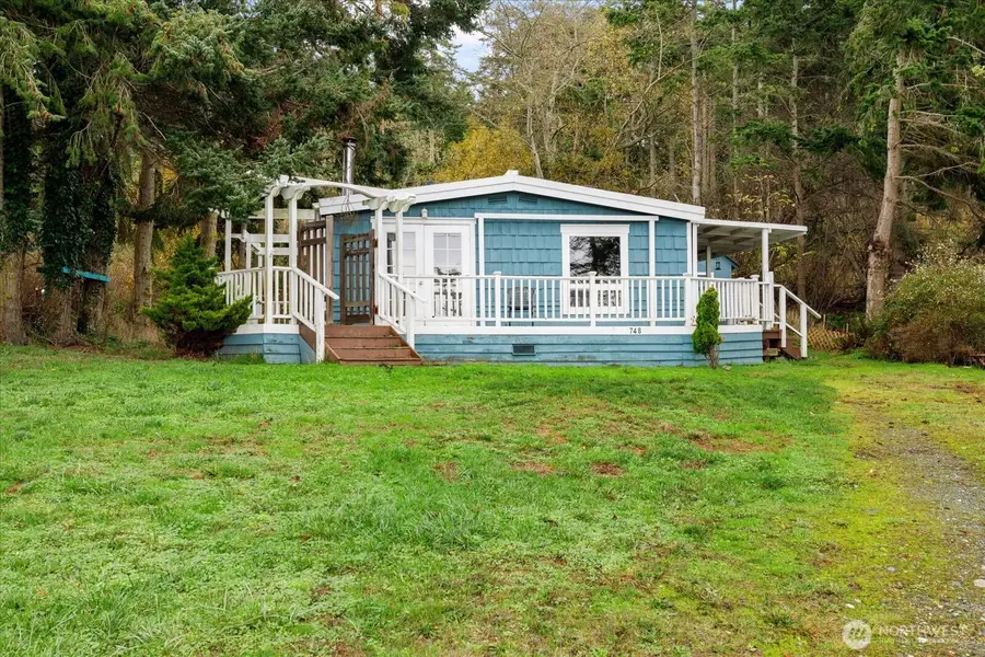 748 El Pozo Street, Coupeville, WA 98239 - Image #2