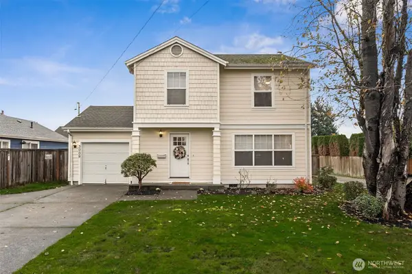 3009 Porter Street, Enumclaw, WA 98022