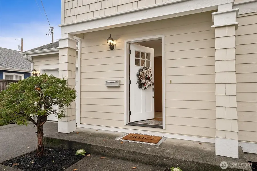 3009 Porter Street, Enumclaw, WA 98022 - Image #2