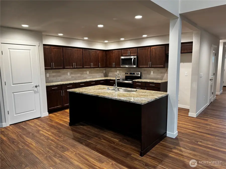 8600 Trillium Lane, Concrete, WA 98237 - Image #3