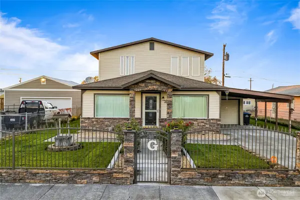 2208 W Spruce, Moses Lake, WA 98837