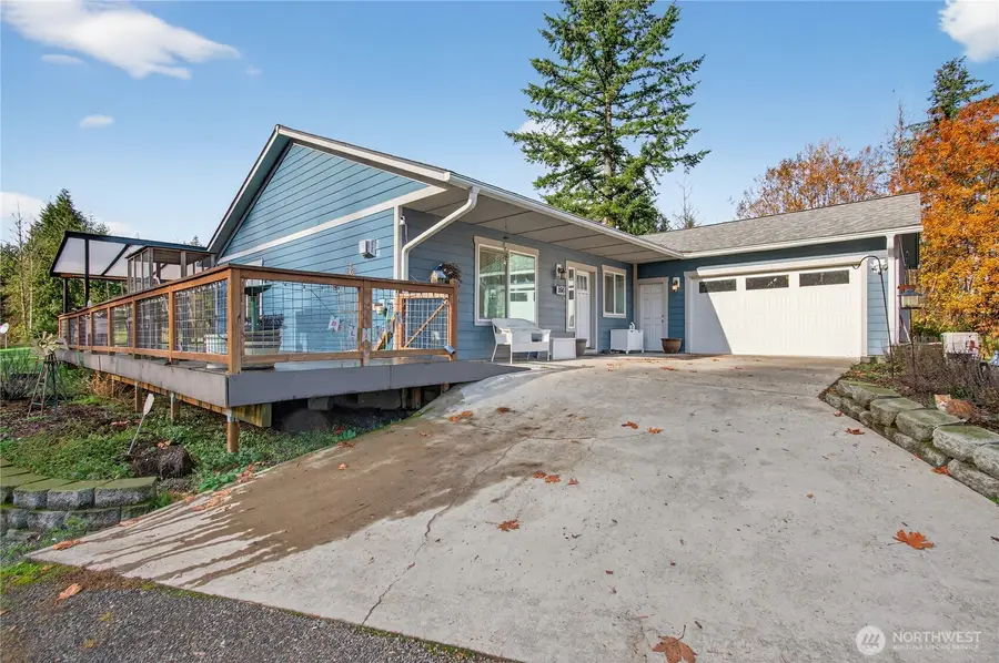 166 Geneva Lane, Castle Rock, WA 98611 - Image #2