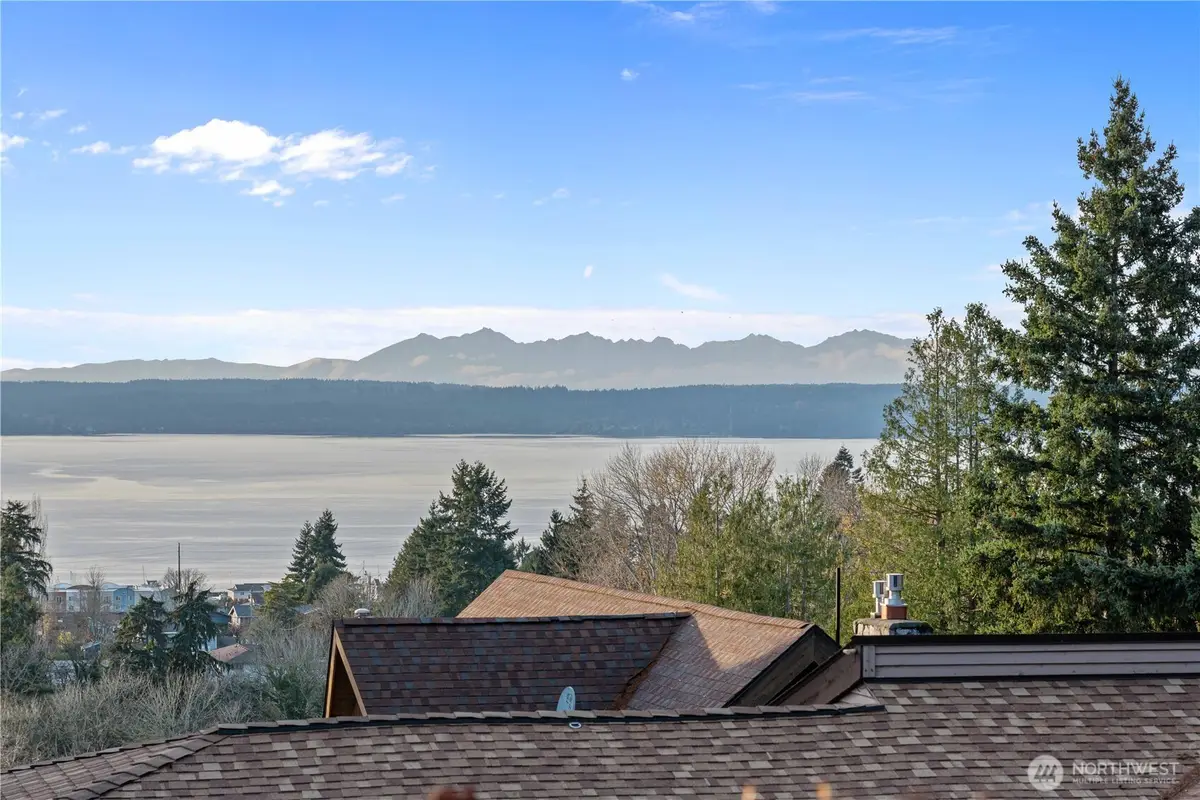 1619 S 226th Place, Des Moines, WA 98198 - Image #1