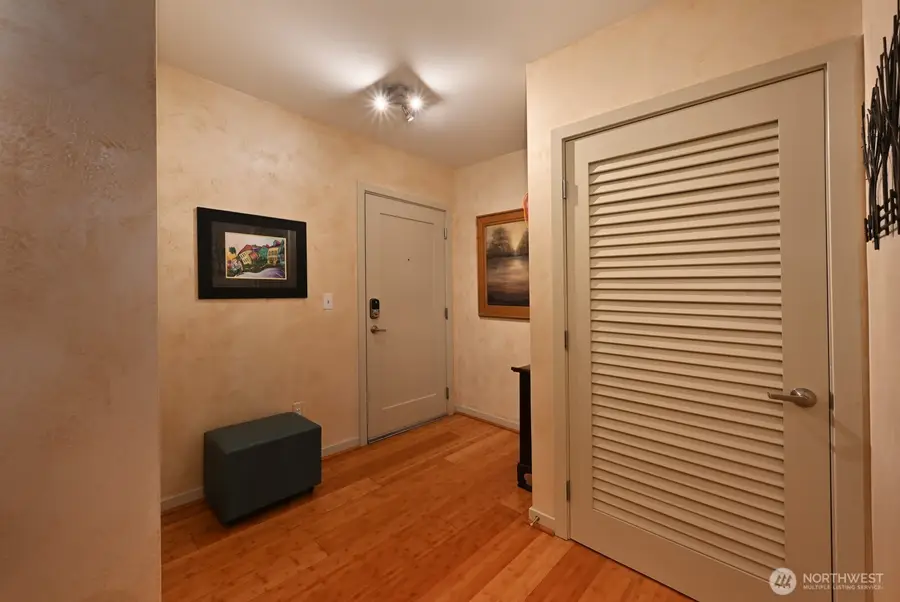1530 NW Market Street #412, Seattle, WA 98107 - Image #2