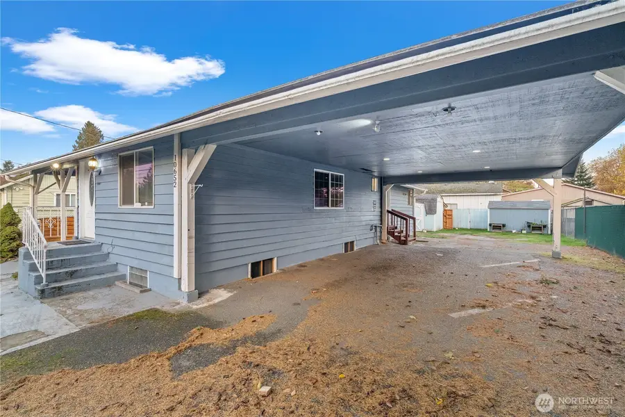 10652 4th Avenue Sw, Seattle, WA 98146 - Image #3