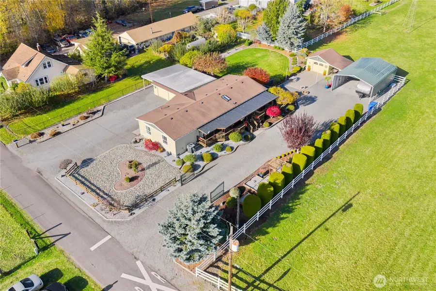 9821 Dechaux Road E, Edgewood, WA 98371 - Image #2