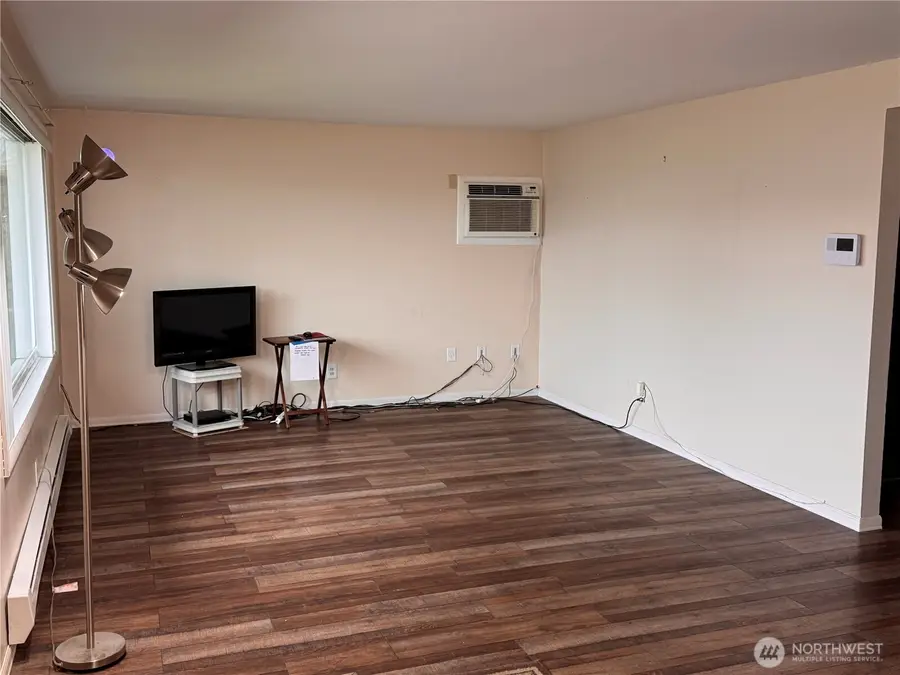 614 W Loop Drive, Moses Lake, WA 98837 - Image #2