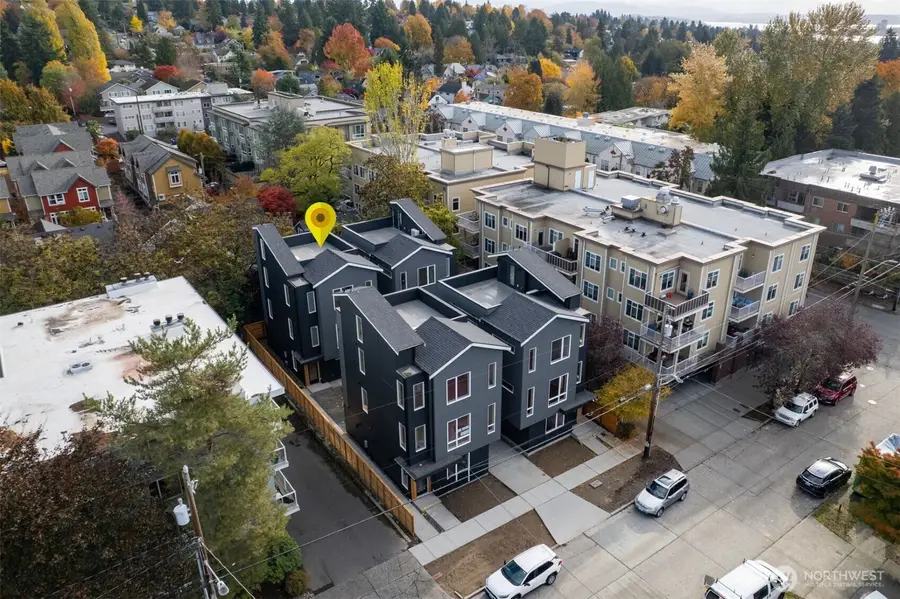 6514 23rd Avenue Ne, Seattle, WA 98115 - Image #2