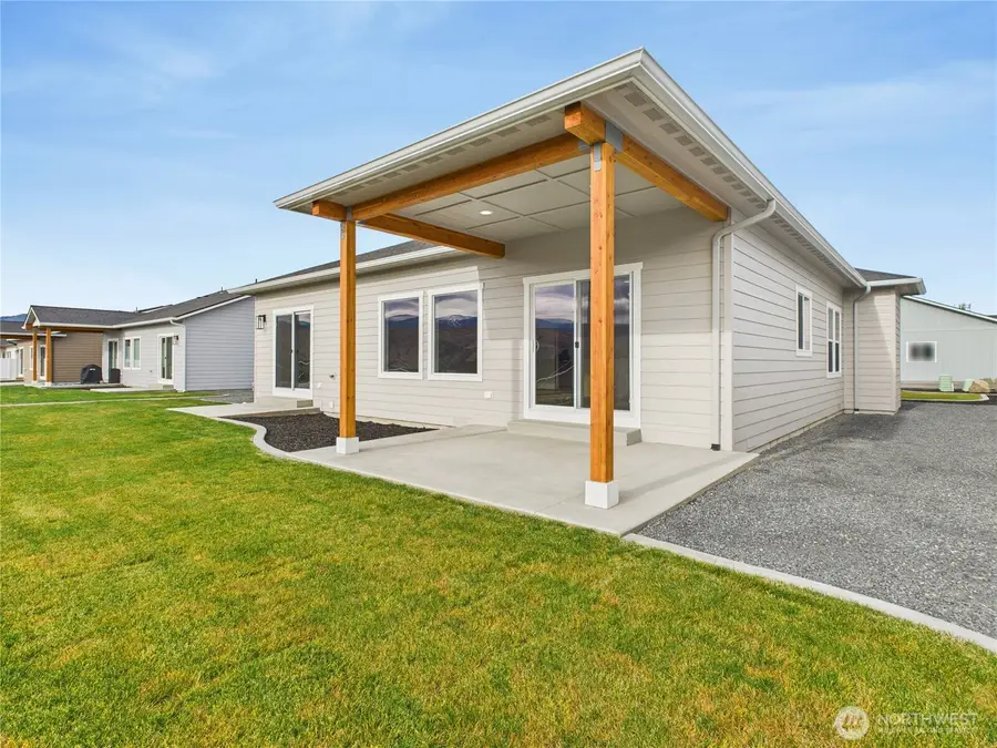 2460 Noah Street Se, East Wenatchee, WA 98802 - Image #3