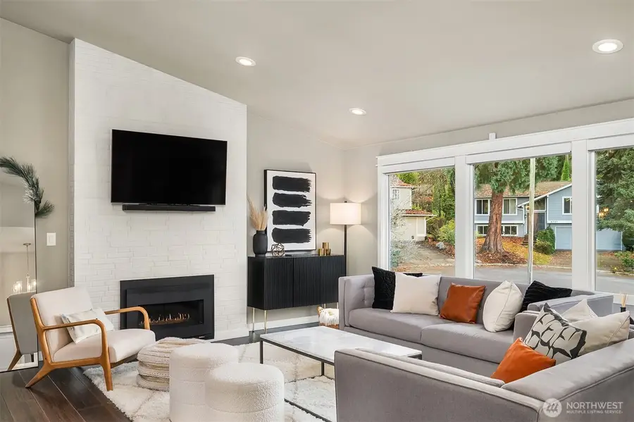 4726 191st Place Se, Issaquah, WA 98027 - Image #2