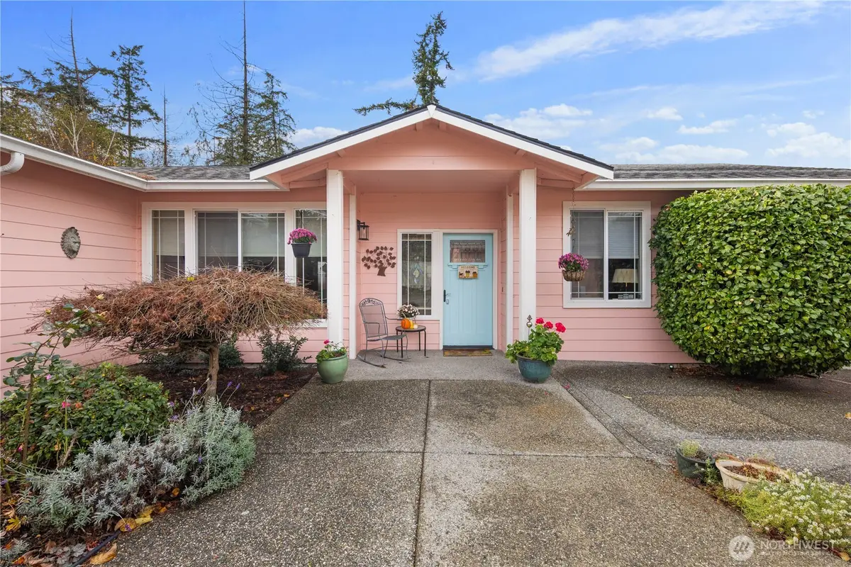 18612 98th Avenue Nw, Stanwood, WA 98292 - Image #1