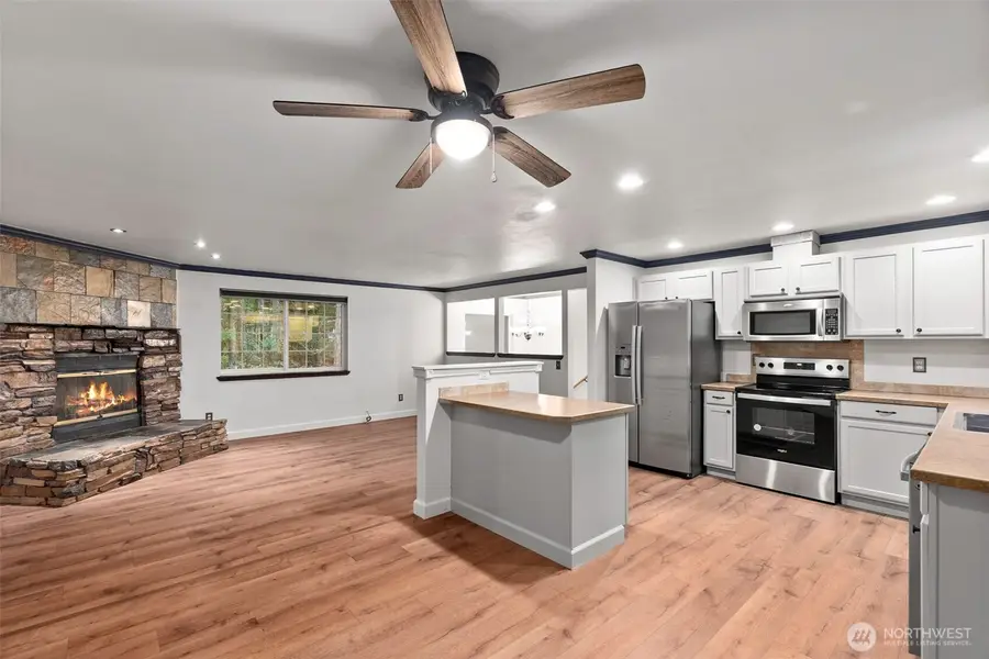 22634 Brookside Court Se, Yelm, WA 98597 - Image #2