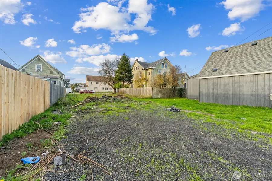 907 W Market Street, Aberdeen, WA 98520 - Image #2