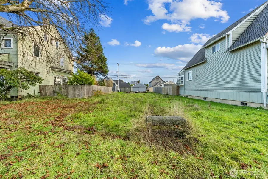 907 W Market Street, Aberdeen, WA 98520 - Image #3