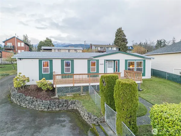 1124 Olympus Avenue, Port Angeles, WA 98362