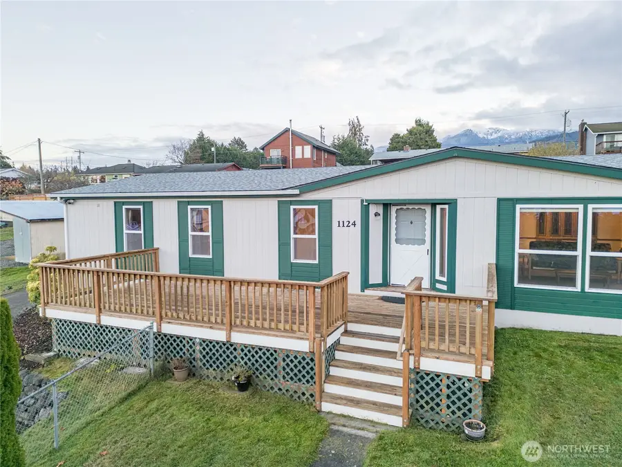 1124 Olympus Avenue, Port Angeles, WA 98362 - Image #3