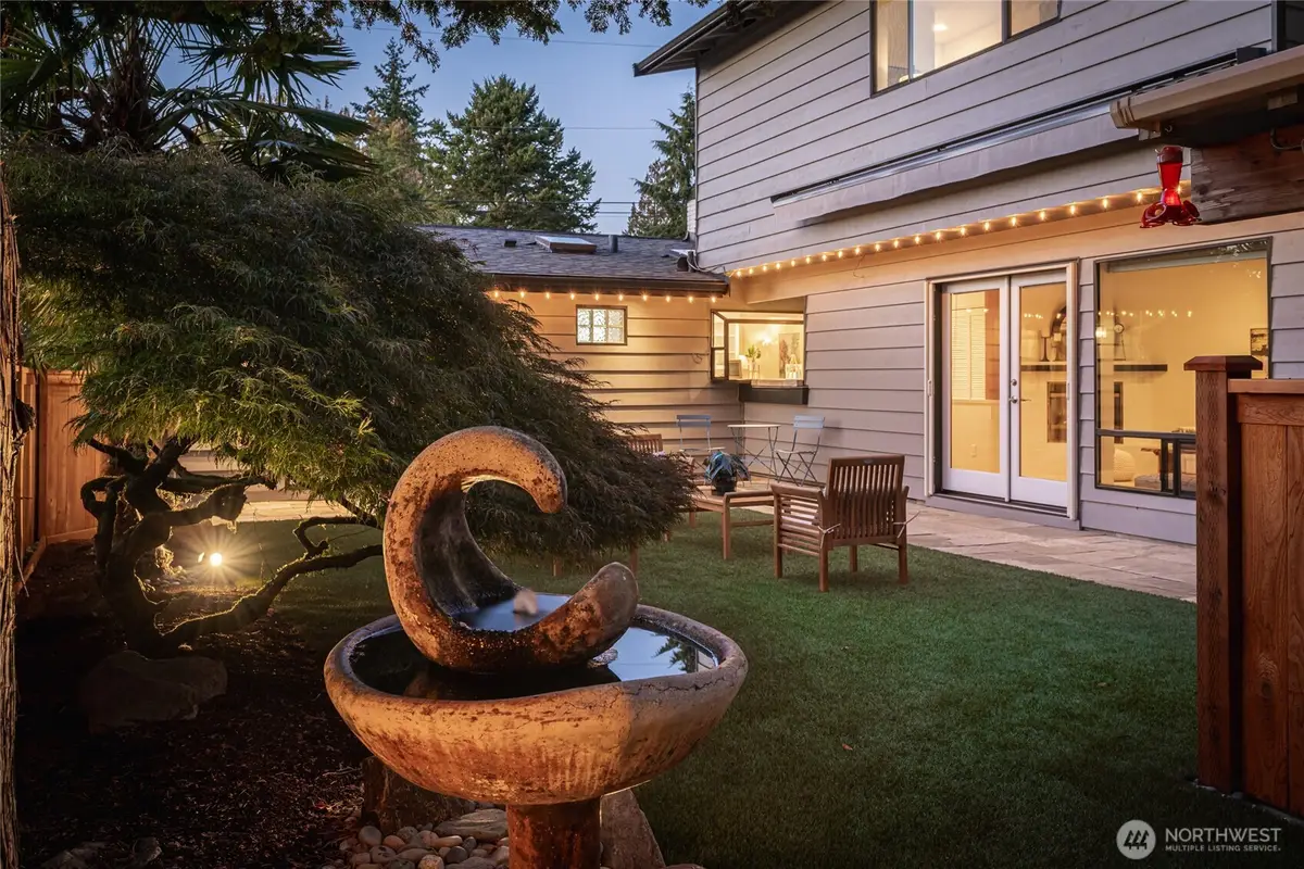 11627 NE 75th Street, Kirkland, WA 98033 - Image #1