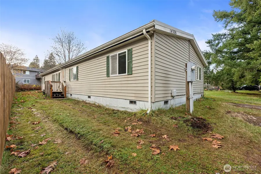 14306 Greenbelt Drive E, Bonney Lake, WA 98391 - Image #3