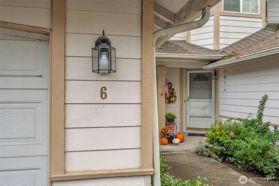 22638 44th Avenue W #6, Mountlake Terrace, WA 98043 - Image #3