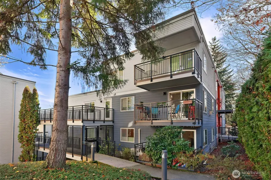 2512 E Madison Street #401, Seattle, WA 98112 - Image #2