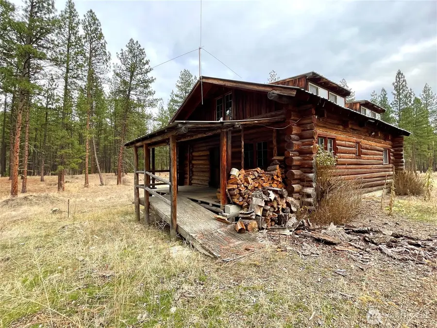 27 Gooseberry Way, Tonasket, WA 98855 - Image #2