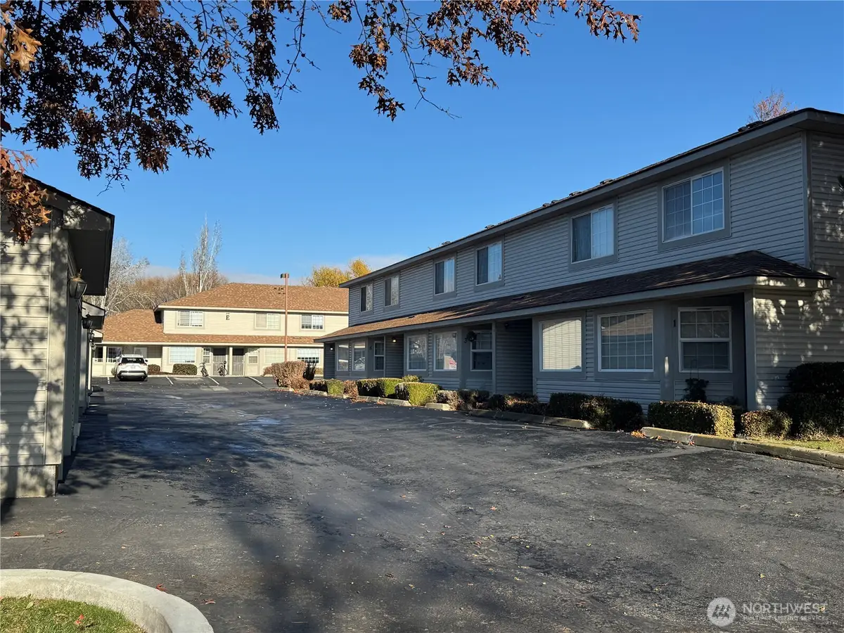 209 E 18th Avenue #11, Ellensburg, WA 98926 - Image #1