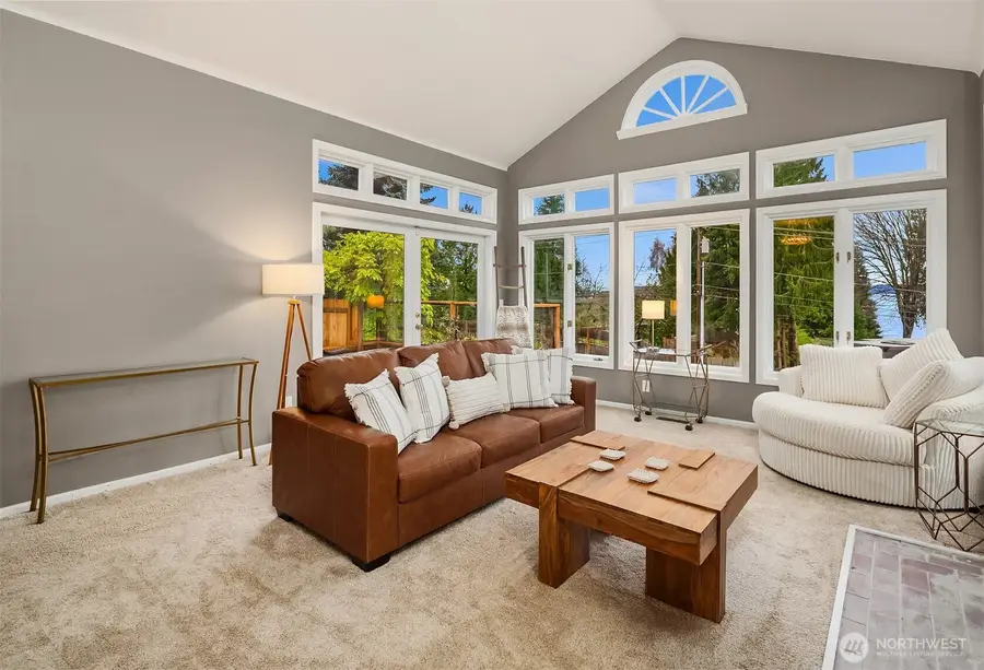 8430 Talbot Road, Edmonds, WA 98026 - Image #2