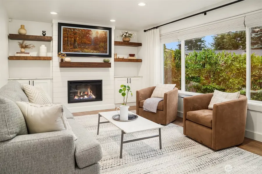 13432 123rd Avenue Ne, Kirkland, WA 98034 - Image #2