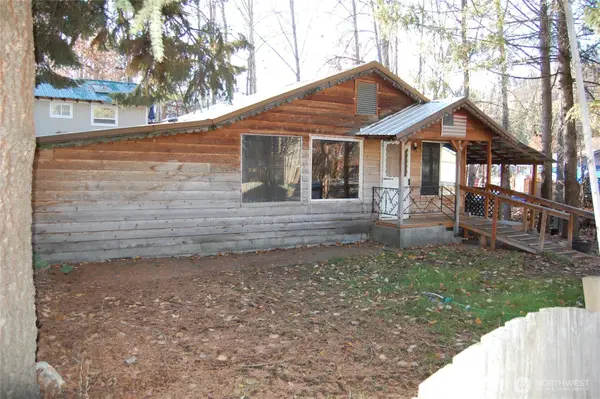 117 E Lake Street, Conconully, WA 98819