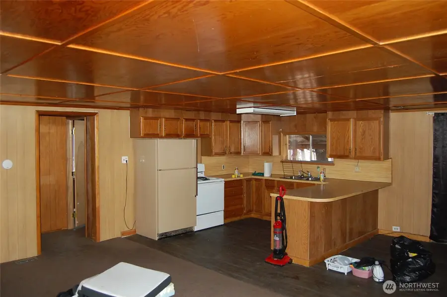 117 E Lake Street, Conconully, WA 98819 - Image #3