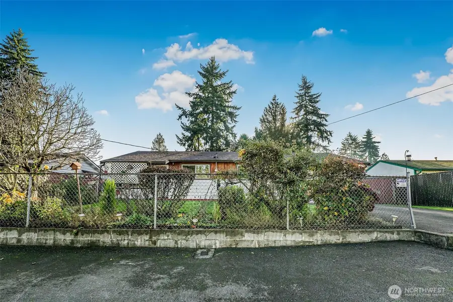 627 SW 305th Street, Federal Way, WA 98023 - Image #3