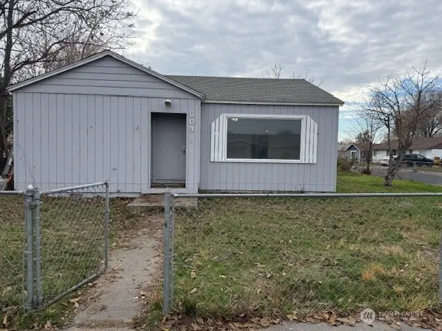 804 S Burress Avenue, Moses Lake, WA 98837 - Image #2