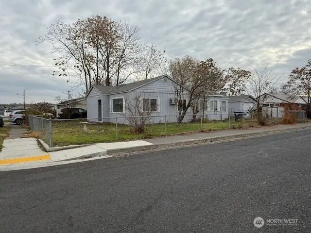 804 S Burress Avenue, Moses Lake, WA 98837 - Image #3