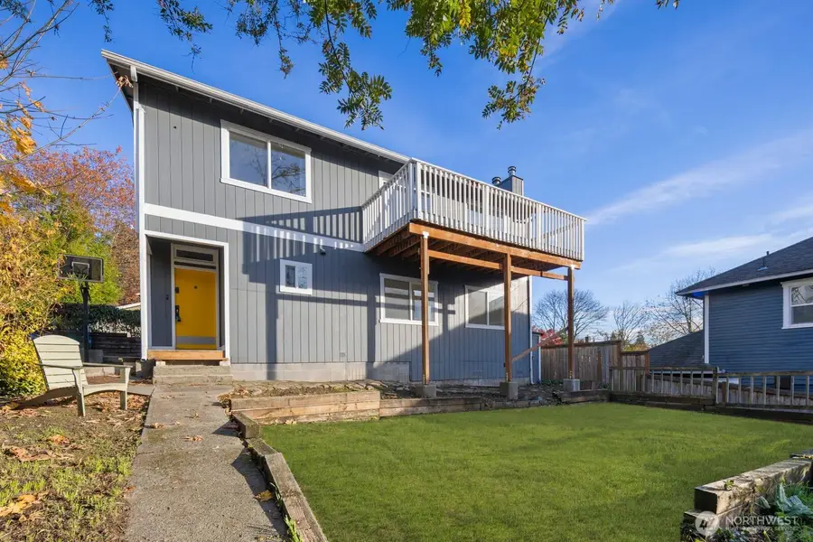 4028 38th Avenue S, Seattle, WA 98118 - Image #2