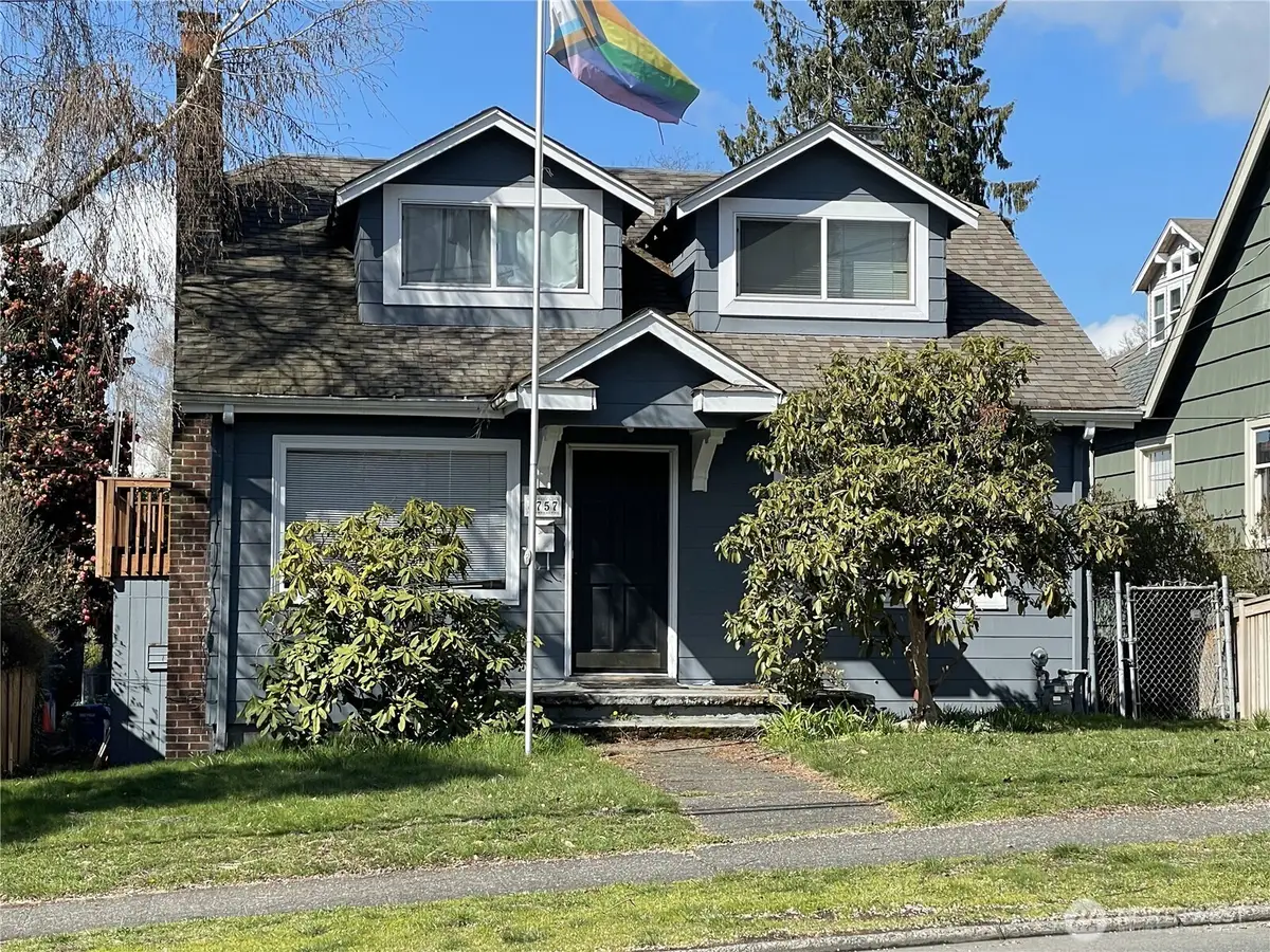 4757 35th Avenue Ne, Seattle, WA 98105 - Image #1