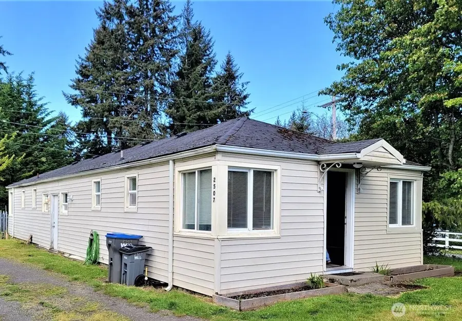 2507 Erlands Point Road Nw, Bremerton, WA 98312 - Image #2