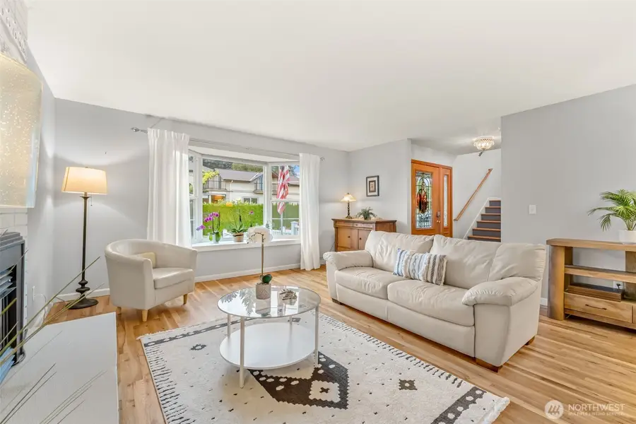 11907 NE 133rd Place, Kirkland, WA 98034 - Image #2