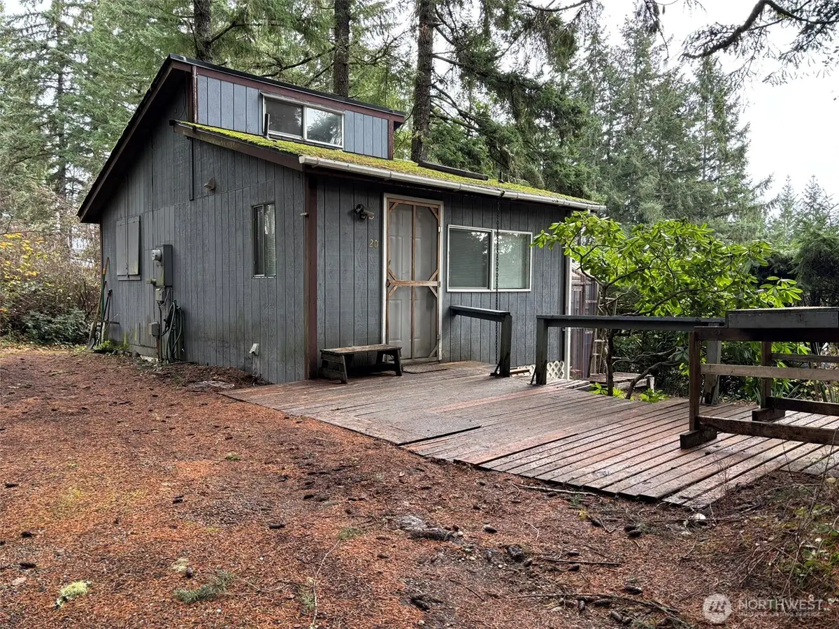 20 NE Saber Drive, Belfair, WA 98528 - Image #1