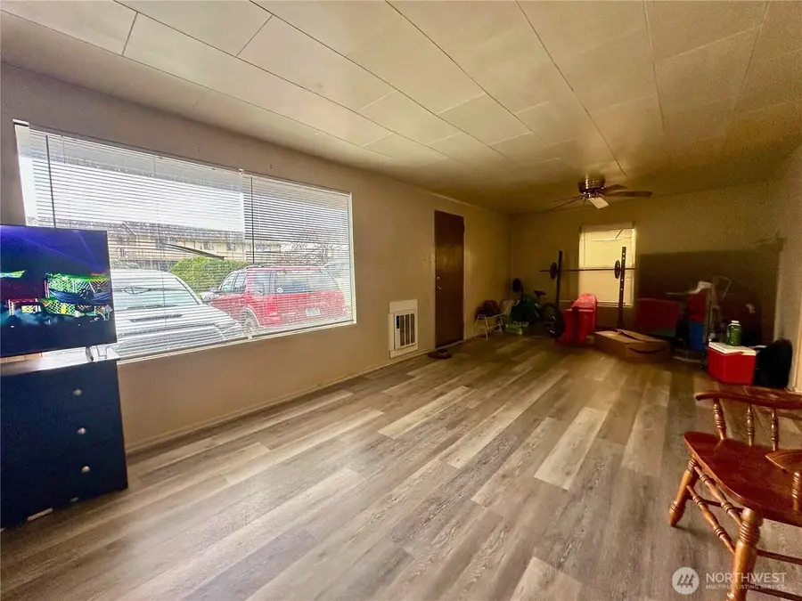 3012 15th Street, Everett, WA 98201 - Image #2