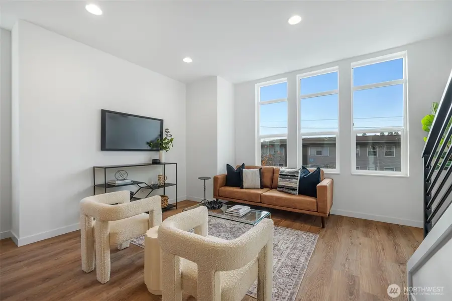 3014 NW 56th Street, Seattle, WA 98107 - Image #3