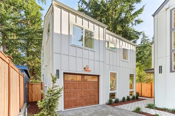 13750 Stone Avenue N, Seattle, WA 98133