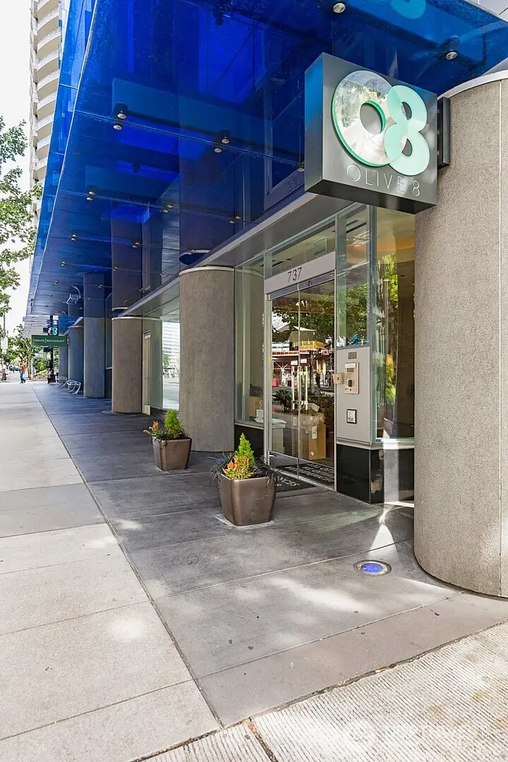 737 Olive Way #2706, Seattle, WA 98101 - Image #1