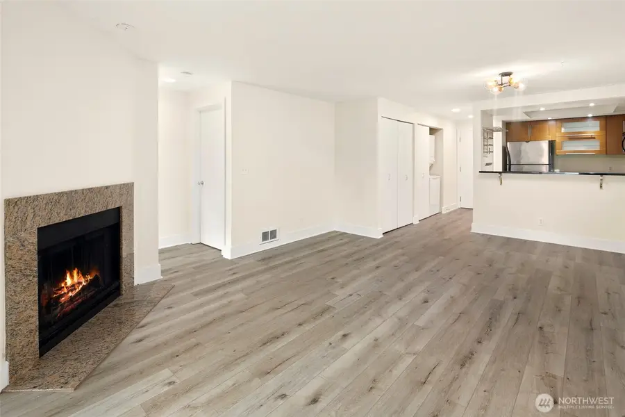 7323 Sand Point Way Ne #103, Seattle, WA 98115 - Image #3