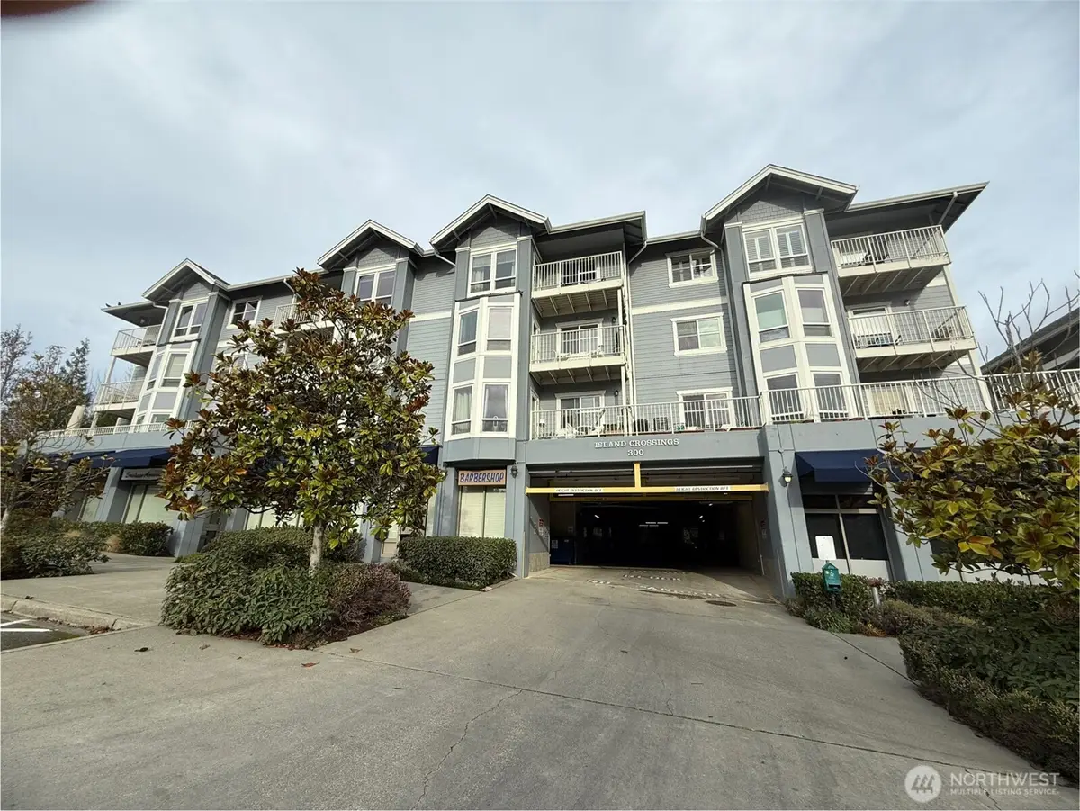 300 High School Road Ne #203, Bainbridge Island, WA 98110 - Image #1