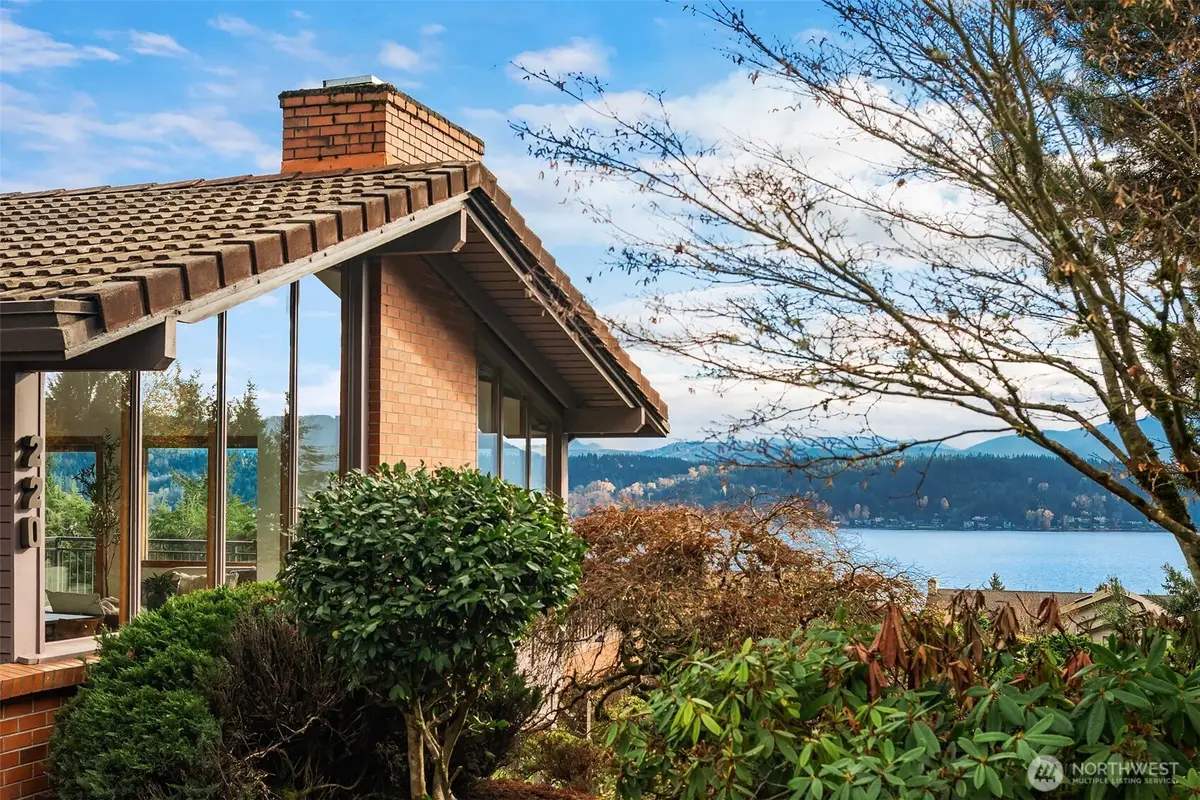 220 171st Place Ne, Bellevue, WA 98008 - Image #1